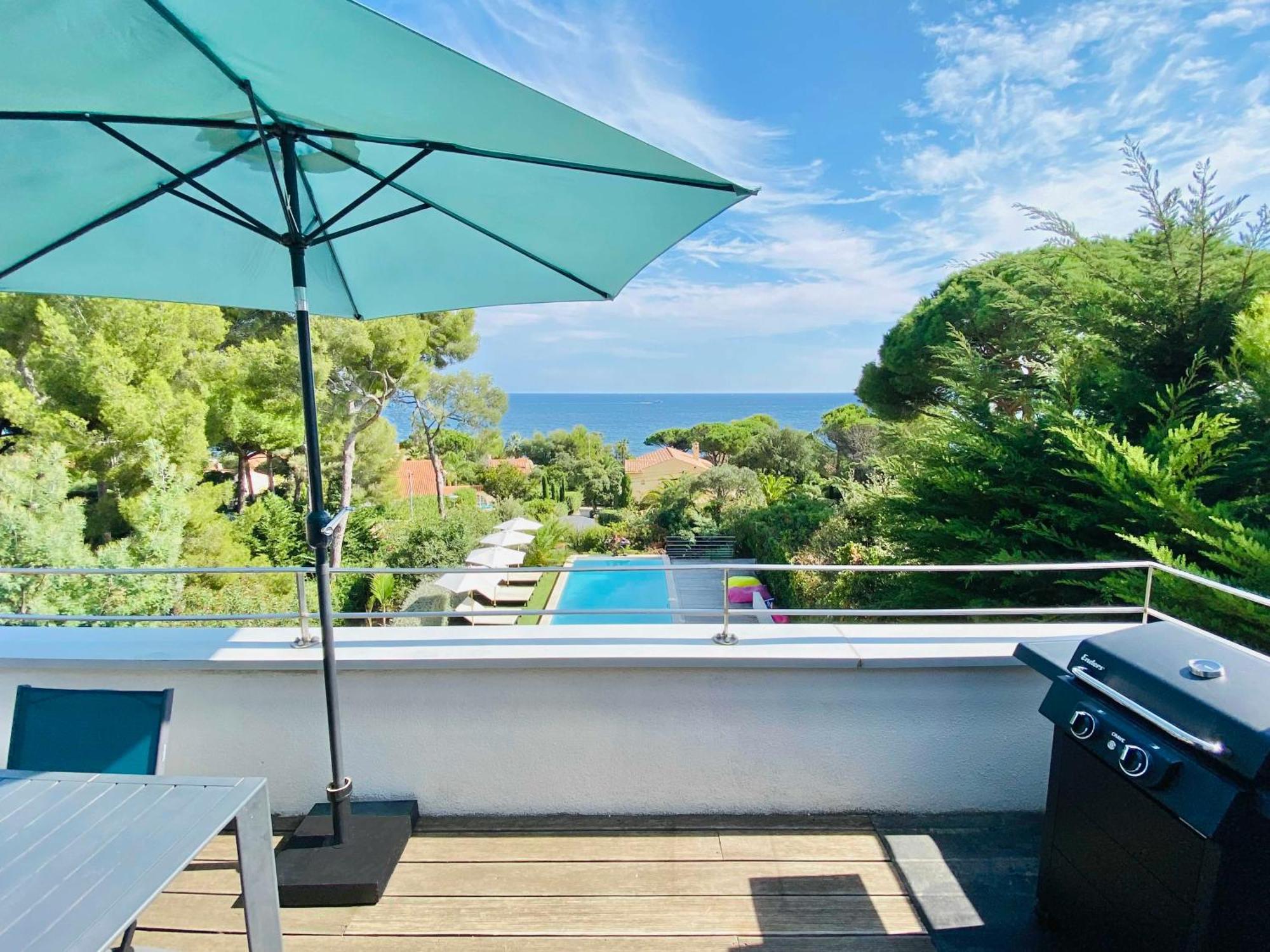 Villa Mediterranea Les Issambres Bagian luar foto